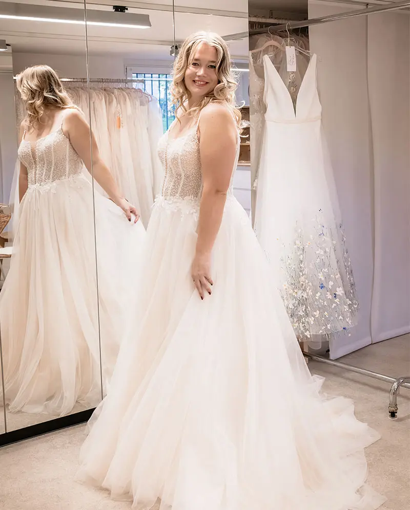 Curvy Brides